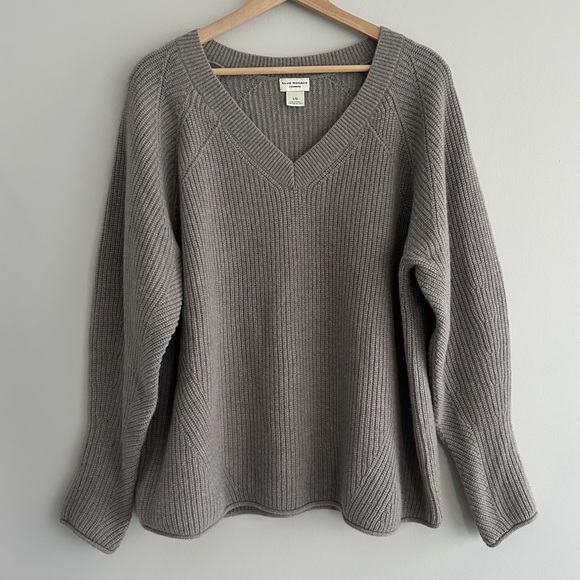 Club Monaco 100% Cashmere V-Neck Sweater Womens Size Large - Picture 15 of 15